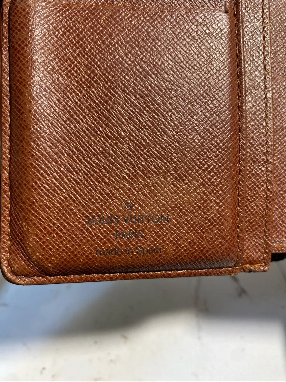 Authentic Louis Vuitton Vintage Monogram Kisslock Wallet - Picture 9 of 15